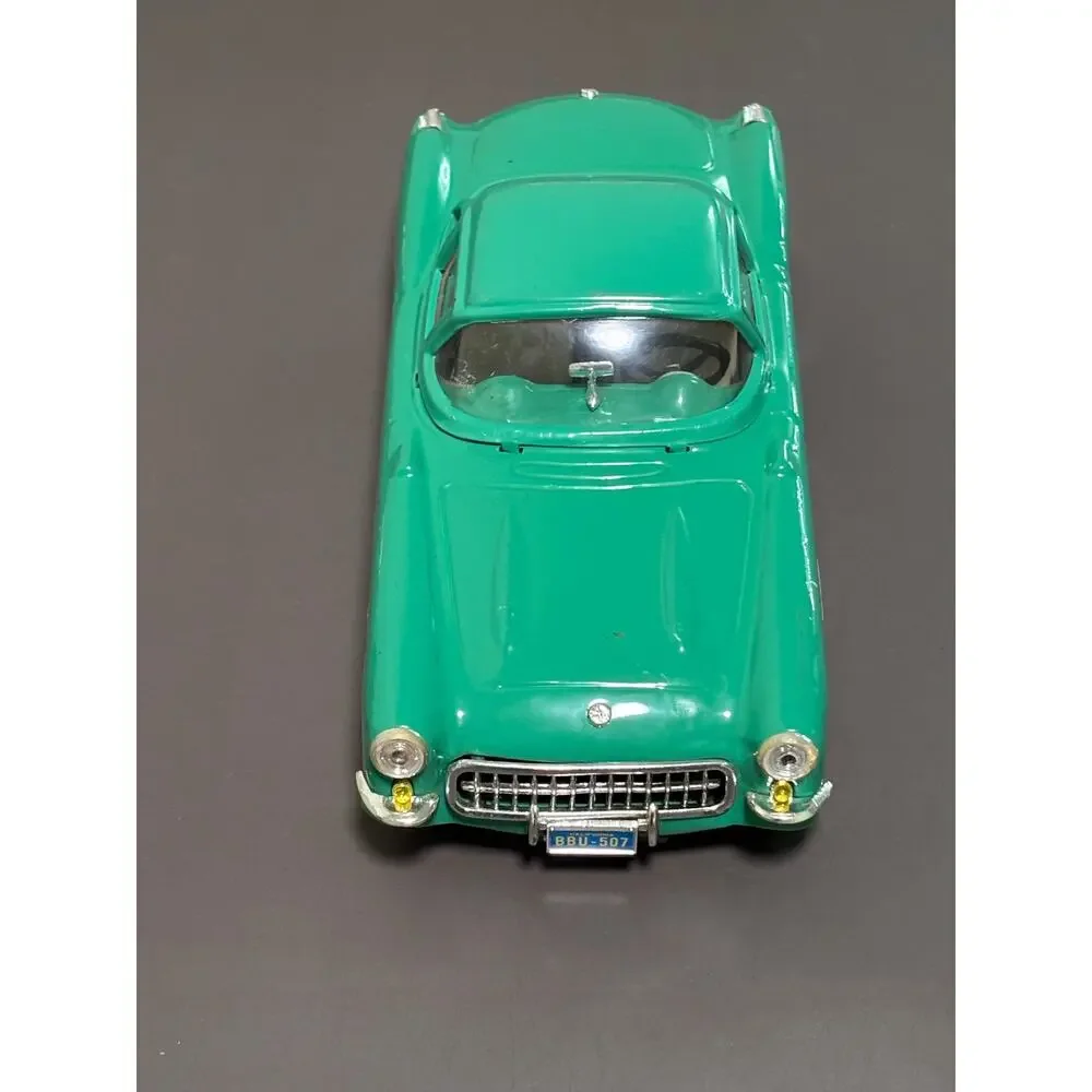 Luxe Car Vintage Cascade Green 1957 Corvette Hardtop Friction 1:18 Tin